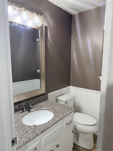 808 Moraine Avenue, Oklahoma City, OK 73130