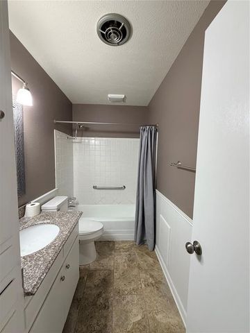 808 Moraine Avenue, Oklahoma City, OK 73130