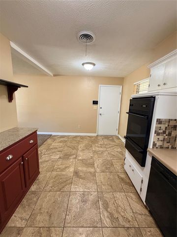 808 Moraine Avenue, Oklahoma City, OK 73130