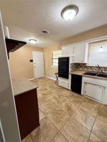 808 Moraine Avenue, Oklahoma City, OK 73130