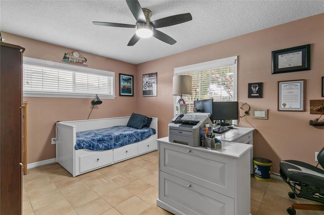 13545 OAK BEND DRIVE, Grand Island, FL 32735