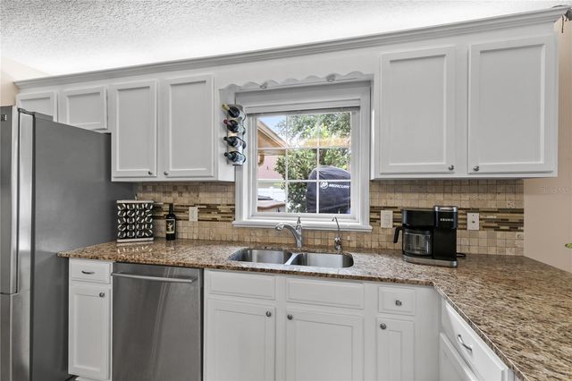 13545 OAK BEND DRIVE, Grand Island, FL 32735