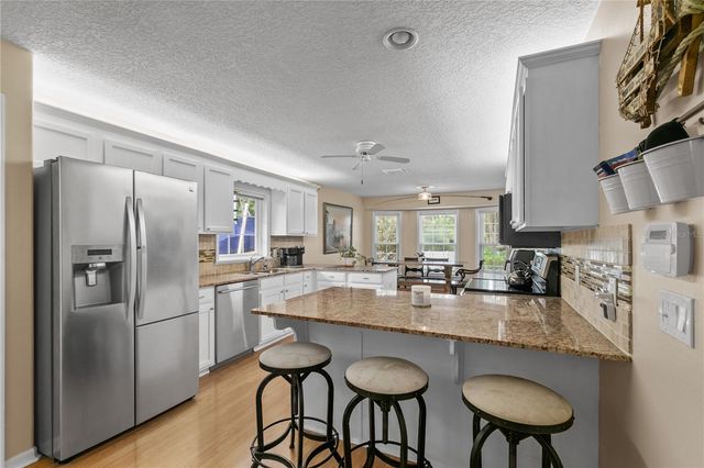 13545 OAK BEND DRIVE, Grand Island, FL 32735