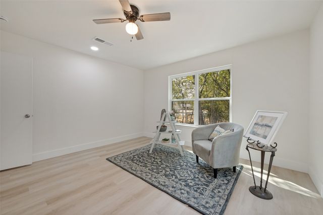 412 S Redford Lane, White Settlement, TX 76108