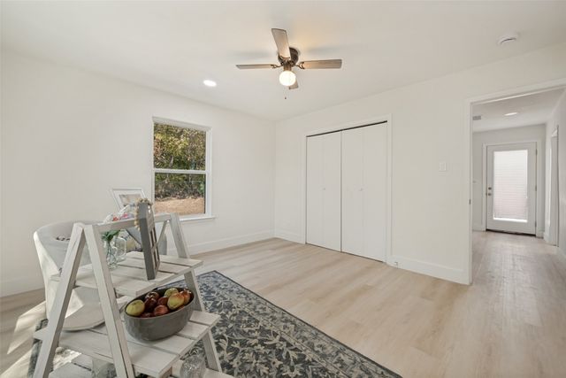 412 S Redford Lane, White Settlement, TX 76108