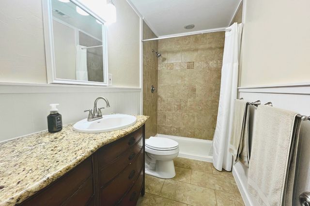 2223 Yellowstone Lane, Corinth, TX 76210