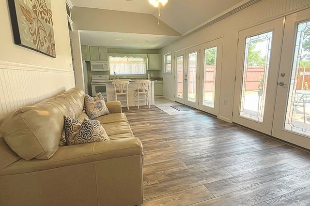 2223 Yellowstone Lane, Corinth, TX 76210