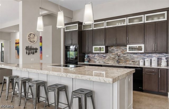 18180 N Olga DR, Alva, FL 33920