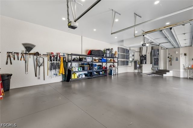 18180 N Olga DR, Alva, FL 33920