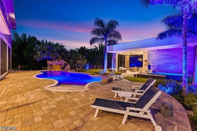 18180 N Olga DR, Alva, FL 33920