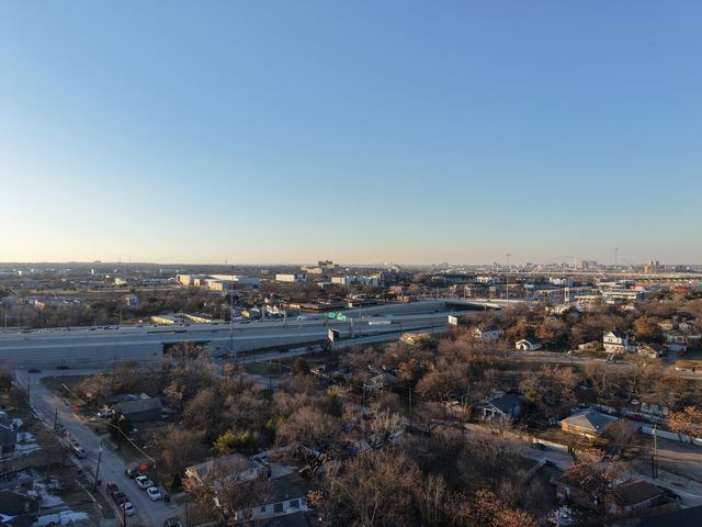 1145 Betterton Circle, Dallas, TX 75203