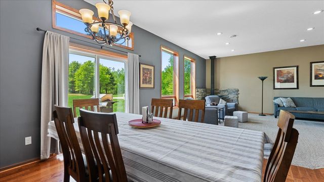 5235 313th Avenue NW, Cambridge, MN 55008