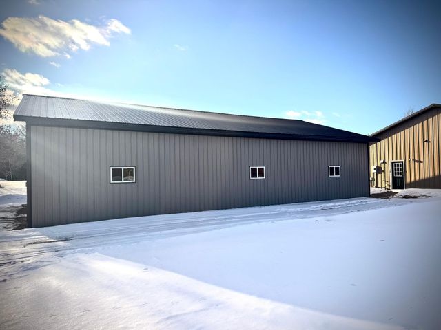 5235 313th Avenue NW, Cambridge, MN 55008