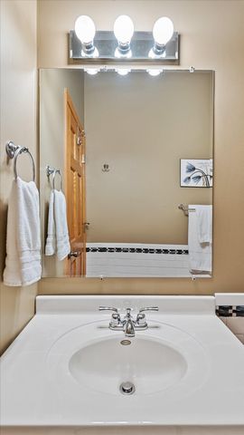 5235 313th Avenue NW, Cambridge, MN 55008