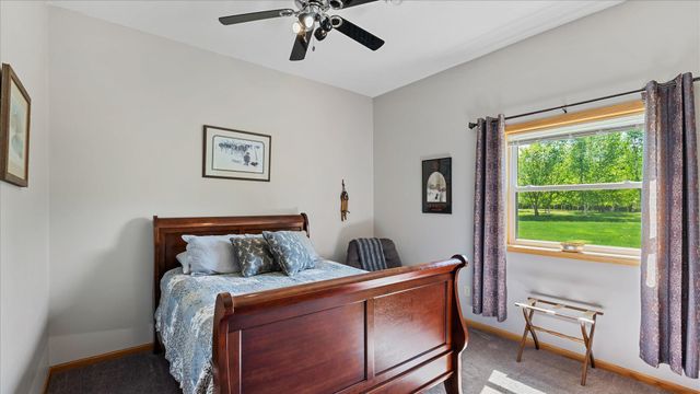 5235 313th Avenue NW, Cambridge, MN 55008