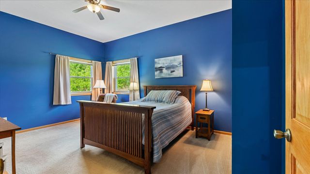 5235 313th Avenue NW, Cambridge, MN 55008