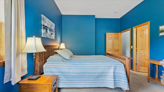 5235 313th Avenue NW, Cambridge, MN 55008