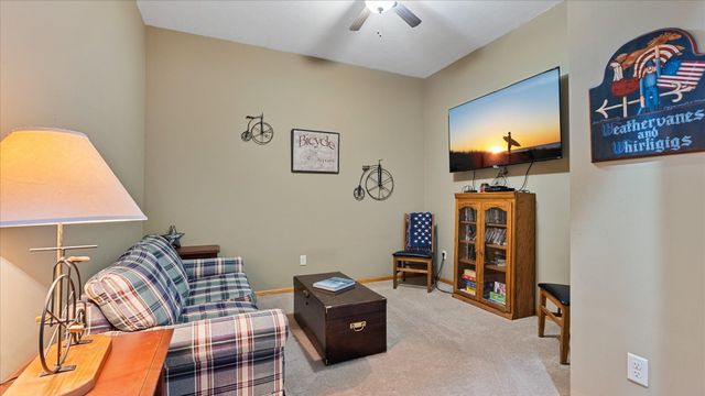 5235 313th Avenue NW, Cambridge, MN 55008