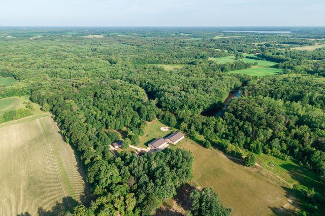 5235 313th Avenue NW, Cambridge, MN 55008