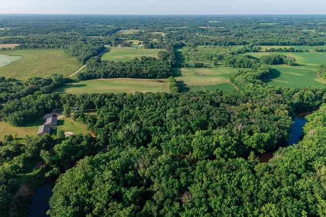 5235 313th Avenue NW, Cambridge, MN 55008