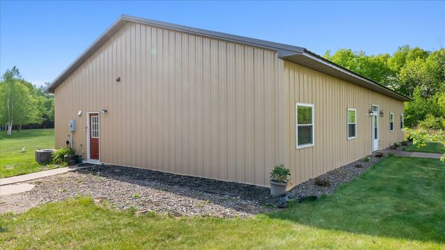 5235 313th Avenue NW, Cambridge, MN 55008