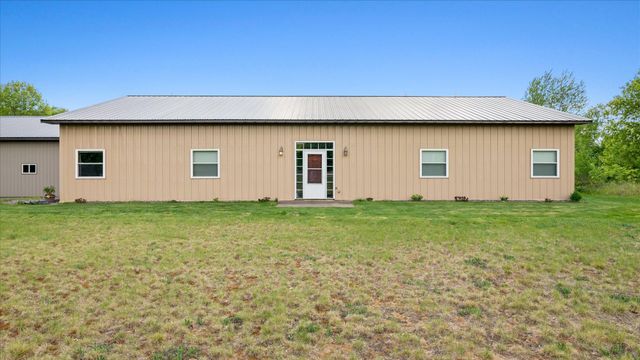 5235 313th Avenue NW, Cambridge, MN 55008