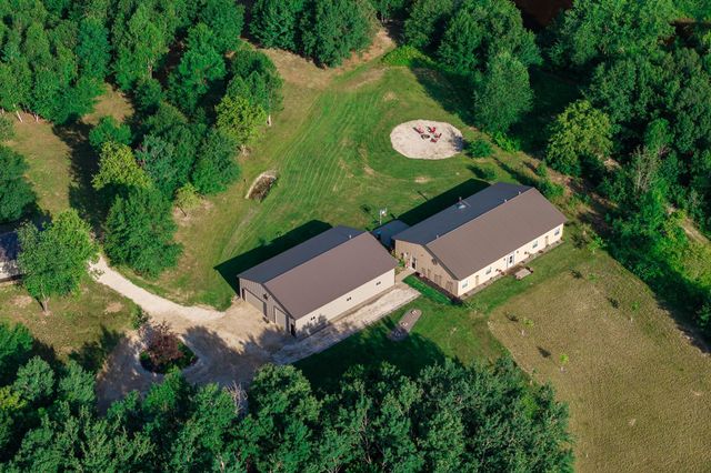 5235 313th Avenue NW, Cambridge, MN 55008