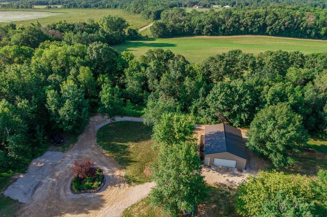 5235 313th Avenue NW, Cambridge, MN 55008