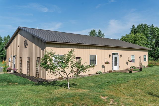 5235 313th Avenue NW, Cambridge, MN 55008