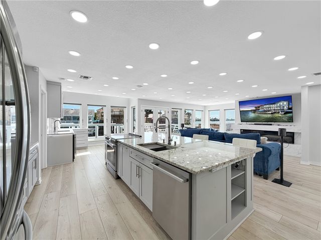 15346 Cartagena Ct, Corpus Christi, TX 78418