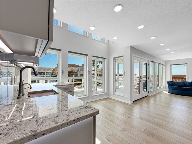 15346 Cartagena Ct, Corpus Christi, TX 78418