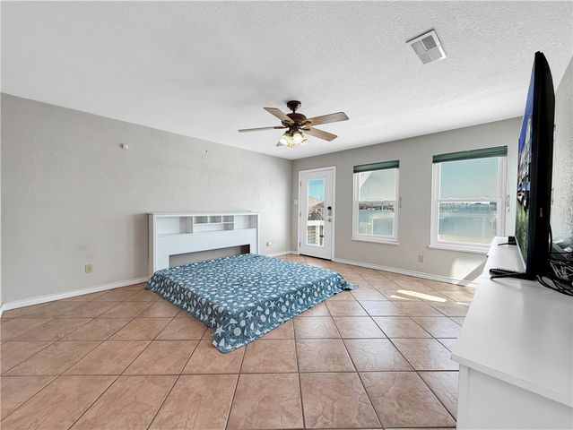 15346 Cartagena Ct, Corpus Christi, TX 78418