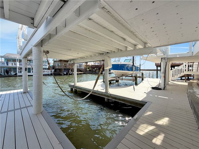 15346 Cartagena Ct, Corpus Christi, TX 78418