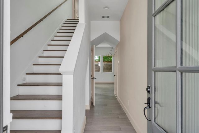 9551 Neuens Road B, Houston, TX 77080