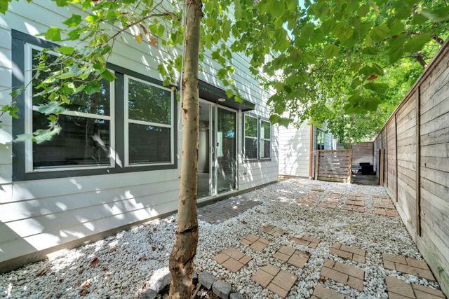 9551 Neuens Road B, Houston, TX 77080