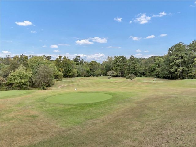 15 Arpege NW Way, Atlanta, GA 30327