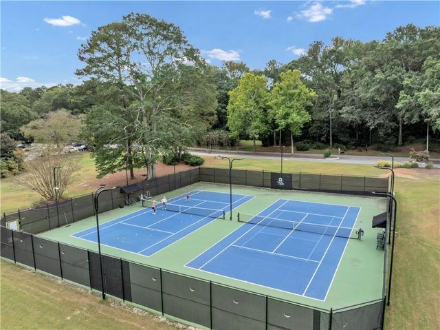 15 Arpege NW Way, Atlanta, GA 30327