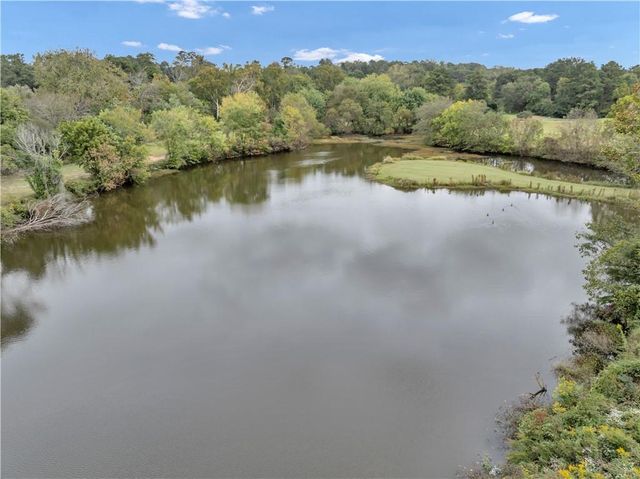 15 Arpege NW Way, Atlanta, GA 30327