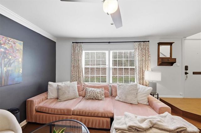 15 Arpege NW Way, Atlanta, GA 30327