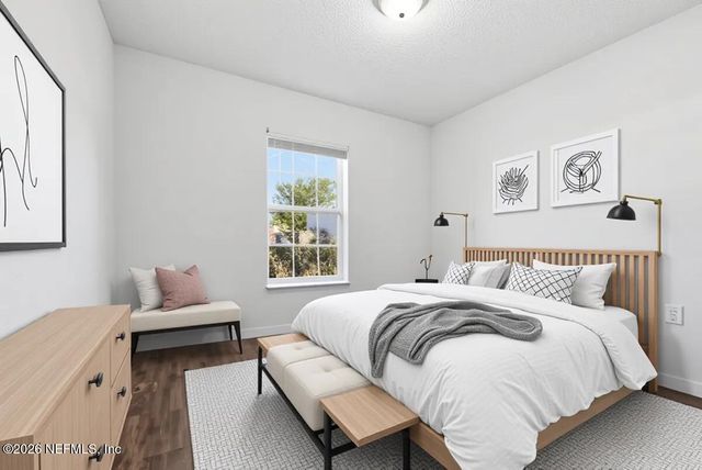 8058 N MISTY MEADOWS Court, Jacksonville, FL 32210