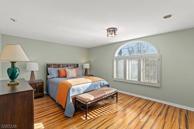 303 Mendham Rd, Bernardsville Boro, NJ 07924