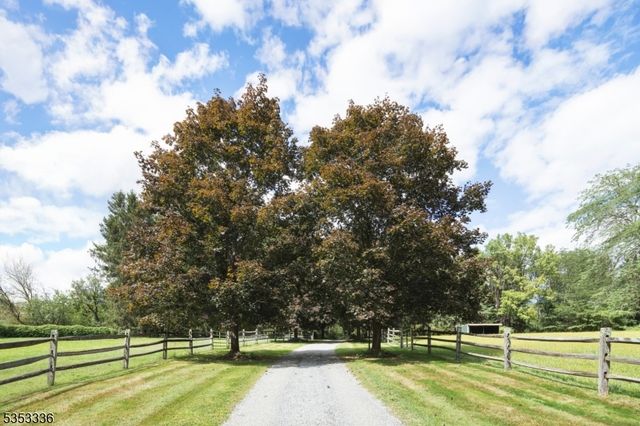 303 Mendham Rd, Bernardsville Boro, NJ 07924