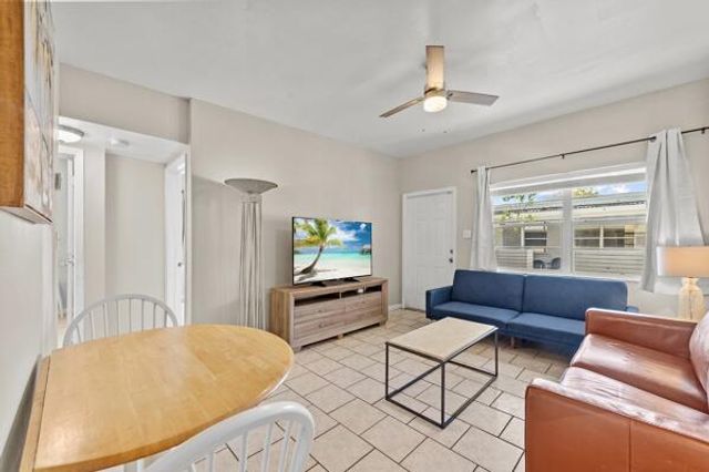 1127 NE 5th Avenue, Fort Lauderdale, FL 33304