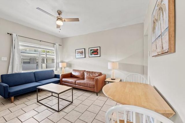 1127 NE 5th Avenue, Fort Lauderdale, FL 33304