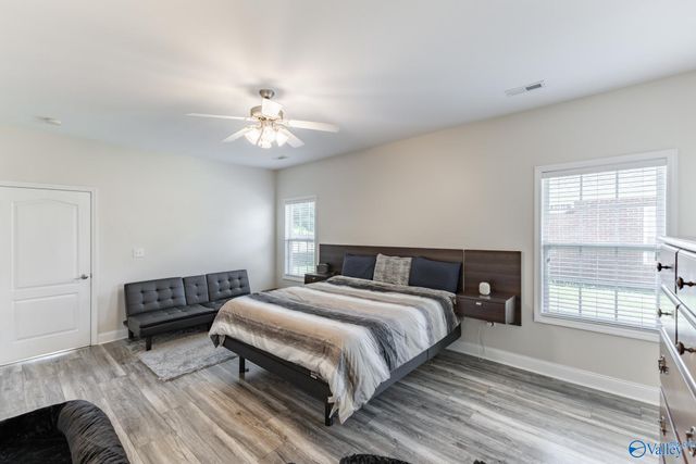 7006 Freedom Park Circle, Owens Cross Roads, AL 35763