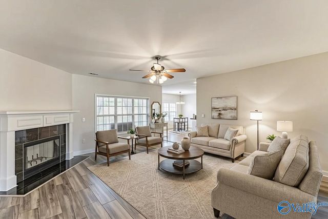7006 Freedom Park Circle, Owens Cross Roads, AL 35763