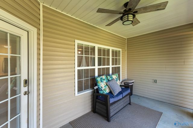7006 Freedom Park Circle, Owens Cross Roads, AL 35763