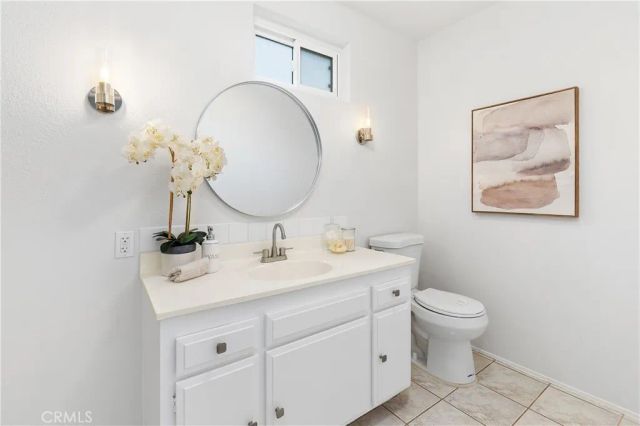 1707 Upperton, Los Angeles, CA 90042
