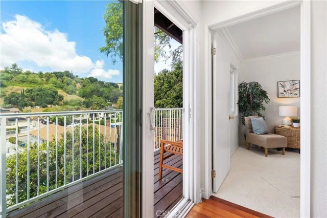 1707 Upperton, Los Angeles, CA 90042