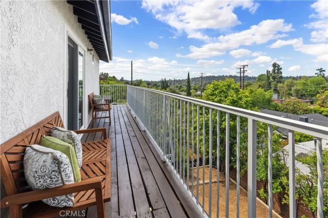 1707 Upperton, Los Angeles, CA 90042